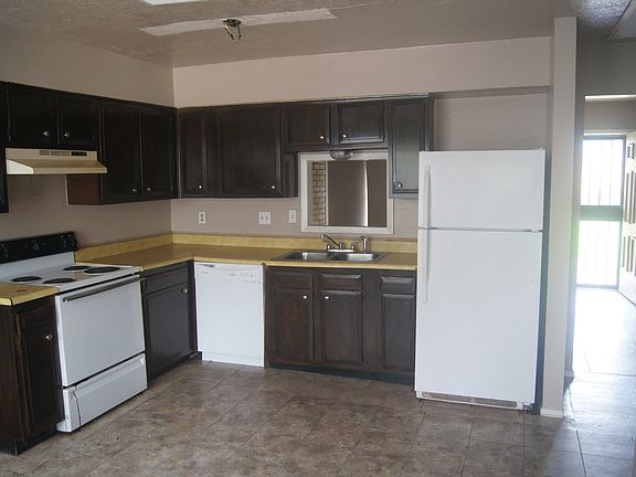 3rd image of 6929 Chasewood Dr