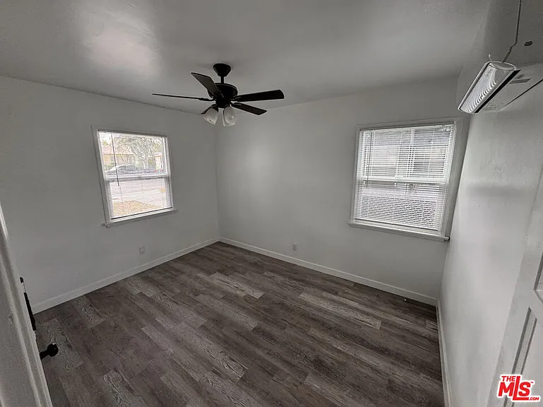 3260 Oregon Ave — Photo 13