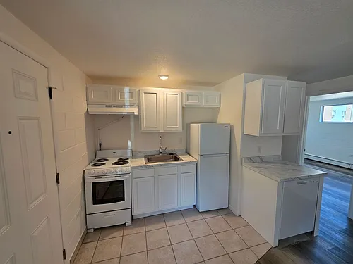 Floor plan 106