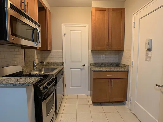 Rented by Tourma Realty LLC | media 59