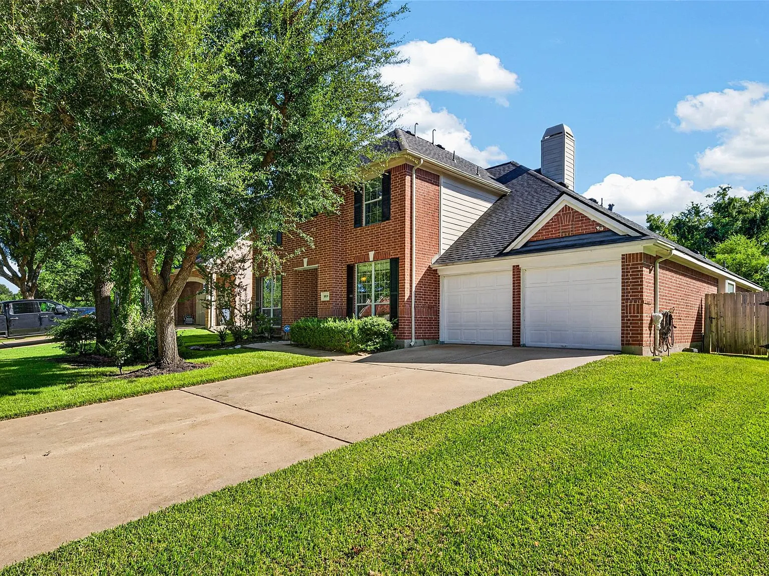 4 bed, 3.5 bath, 3043 sqft, $2,950 — Photo 2