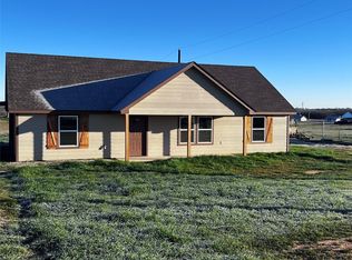 933 Erwin Rd, Poolville, TX 76487