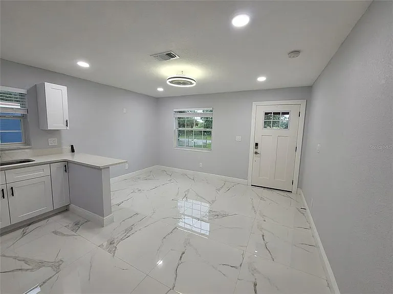 7813 Lakeshore Dr #B — Photo 15