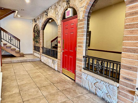 4th image of 9249 Kennedy Blvd APT 102