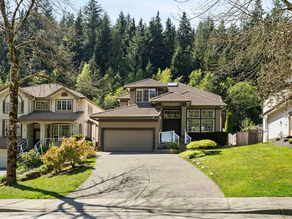 1818 Camelback Ct, Coquitlam, BC V3E 3K4
