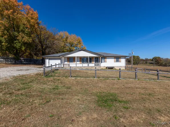 46681 State Route 14, Dora, MO 65637