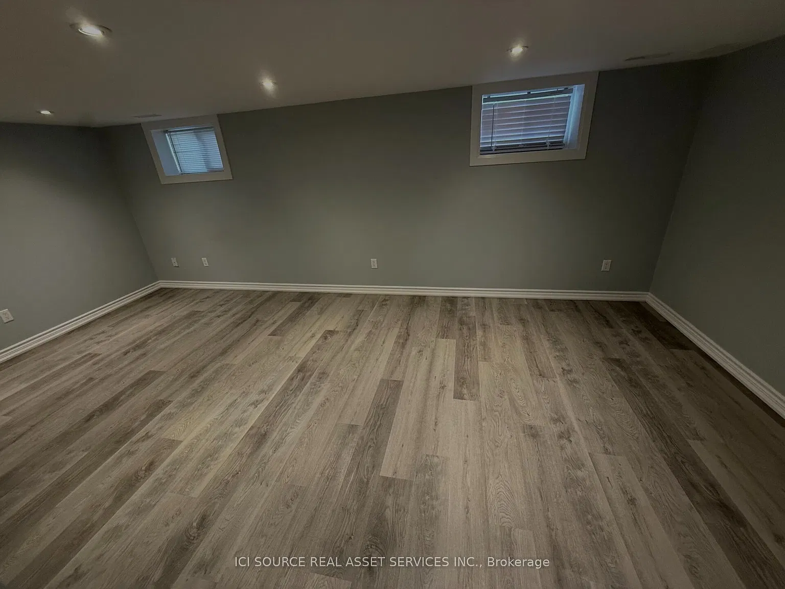 2 bed, $1,900 — Photo 4