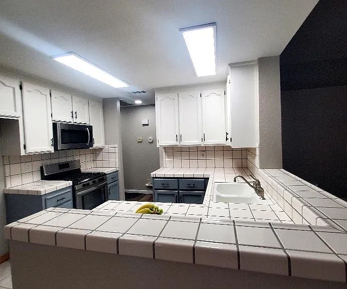 1012 Montgomery Ave — Photo 12