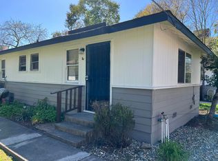 1661 Slater St, Santa Rosa, CA 95404