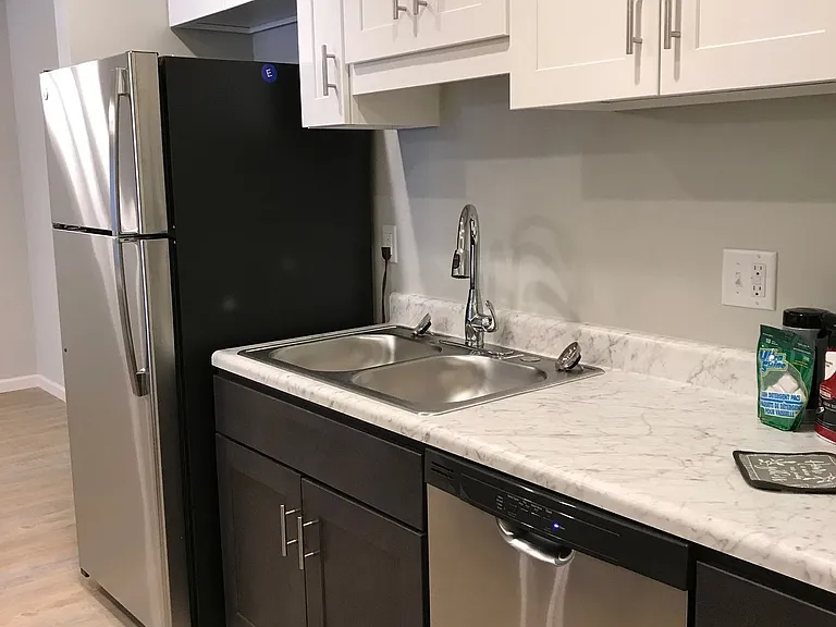 Heritage Village Apartments — Photo 13