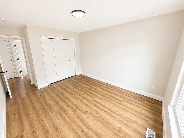 608 N Gallatin St — Photo 11