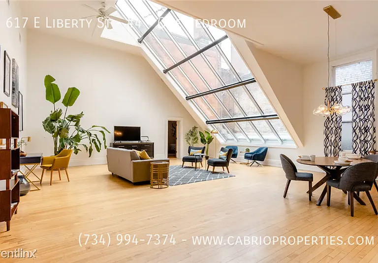 617 E Liberty St — Photo 2