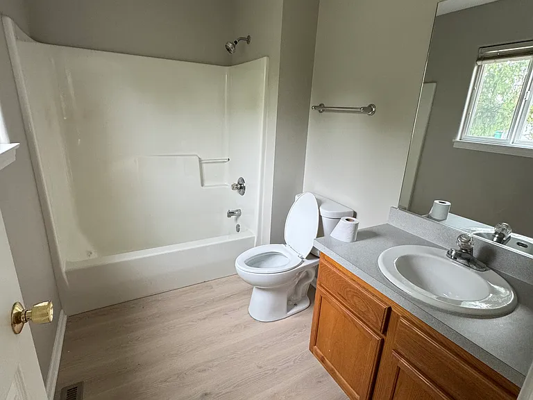 1512 Meyer Ct — Photo 7
