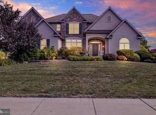 3369 Harwood Ln, Sinking Spring, PA 19608