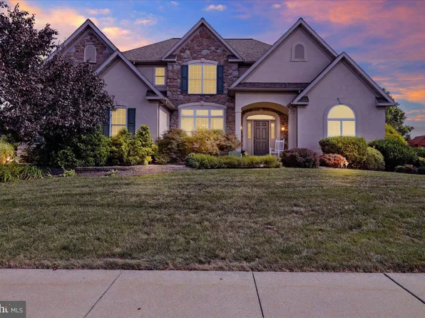 3369 Harwood Ln, Sinking Spring, PA 19608