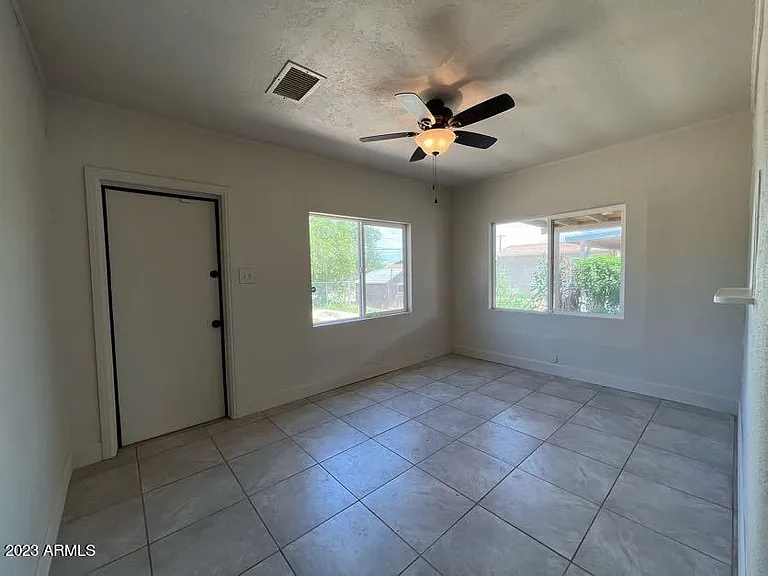 430 W Northern Ave — Photo 6