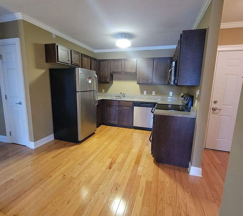 1st image of 192 Saratoga St APT 1105