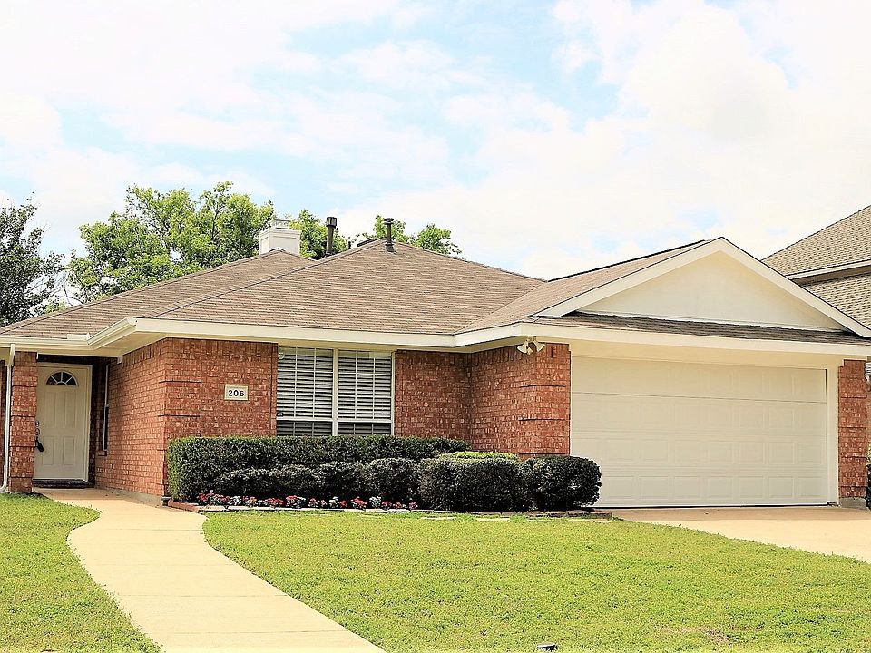 1st image of 206 Harvest Bend Dr