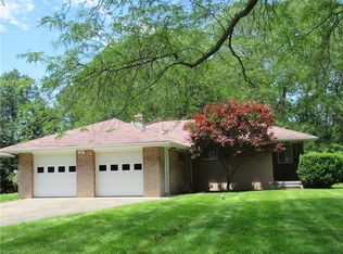 36196 Aurensen Rd, North Ridgeville, OH 44039