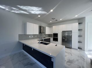 3292 SW 44th St, Fort Lauderdale, FL 33312