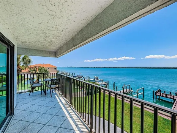 240 Sand Key Estates Dr #222, Clearwater, FL 33767
