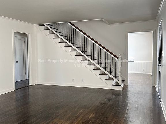 3rd image of 333 N Oliver Ave