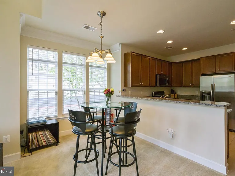 13528 Waterford Hills Blvd — Photo 12