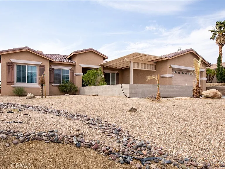 13581 Mountain Top Dr — Photo 1