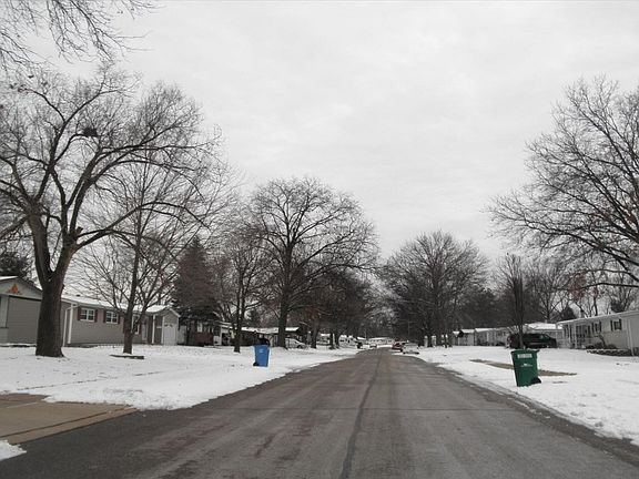5th image of 1790 Beverly Dr