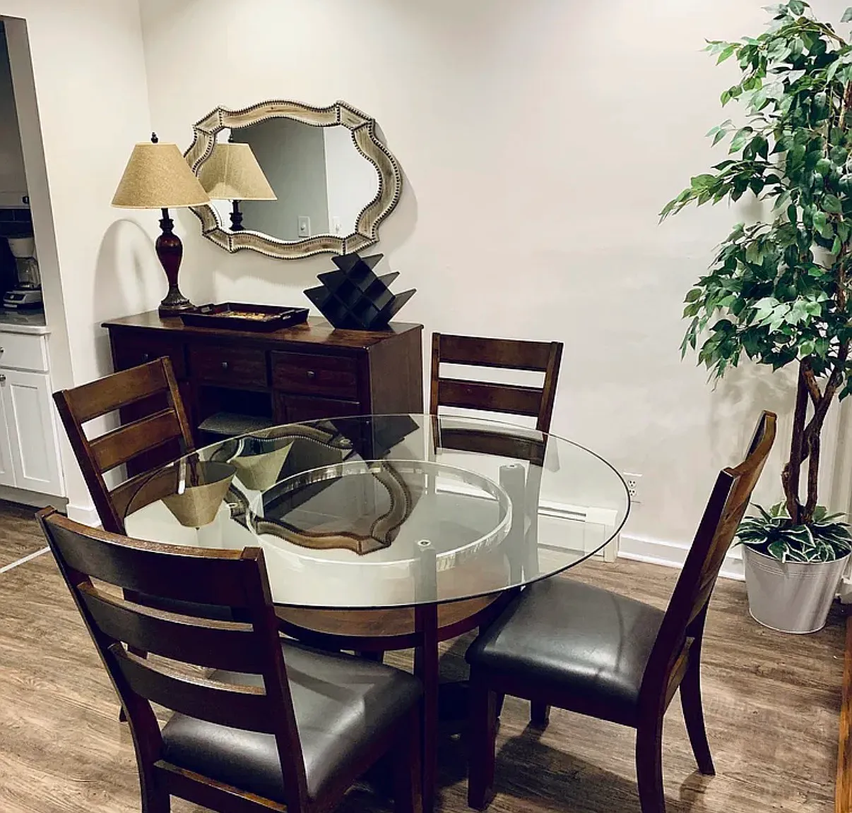 2 bed, 1.5 bath, 1544 sqft, $2,200 — Photo 3