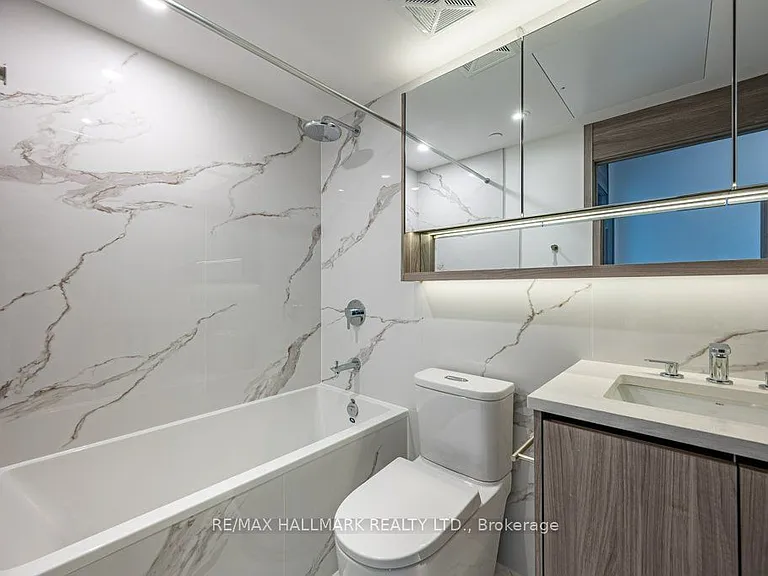 18 Esther Shiner Blvd #3105 — Photo 13