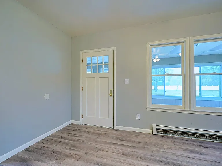 6294 Swartout Rd — Photo 9