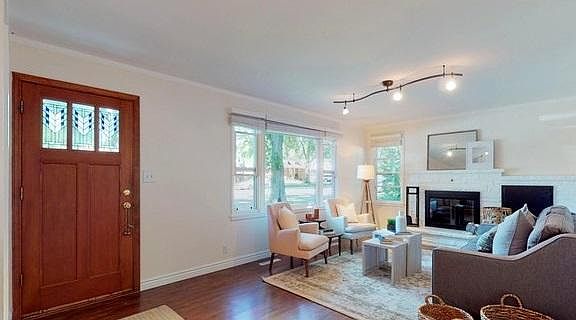 Gorgeous Updated Living Room