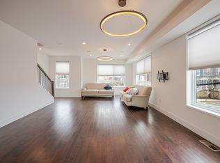 404 51st St SE, Washington, DC