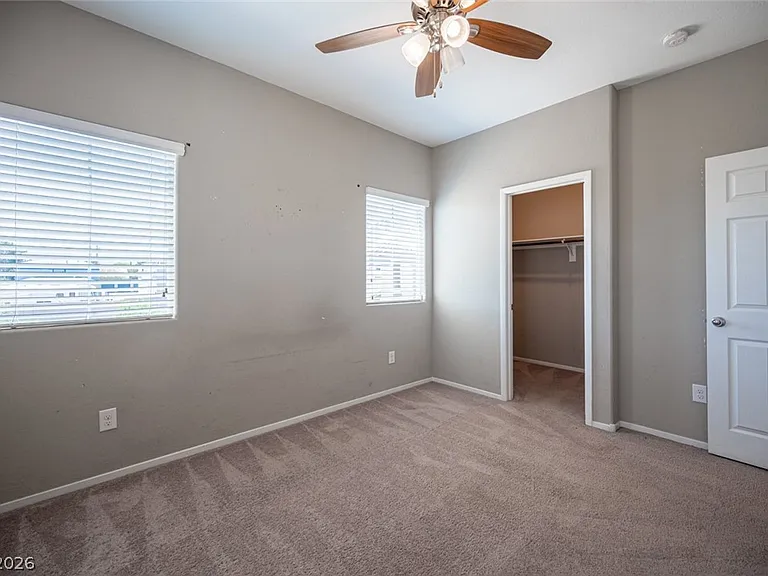 2715 Amazing Meadows Ave #1182 — Photo 32
