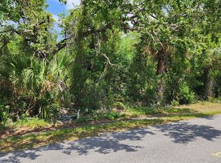 24 Lanai Ave, North Pt, FL 34288