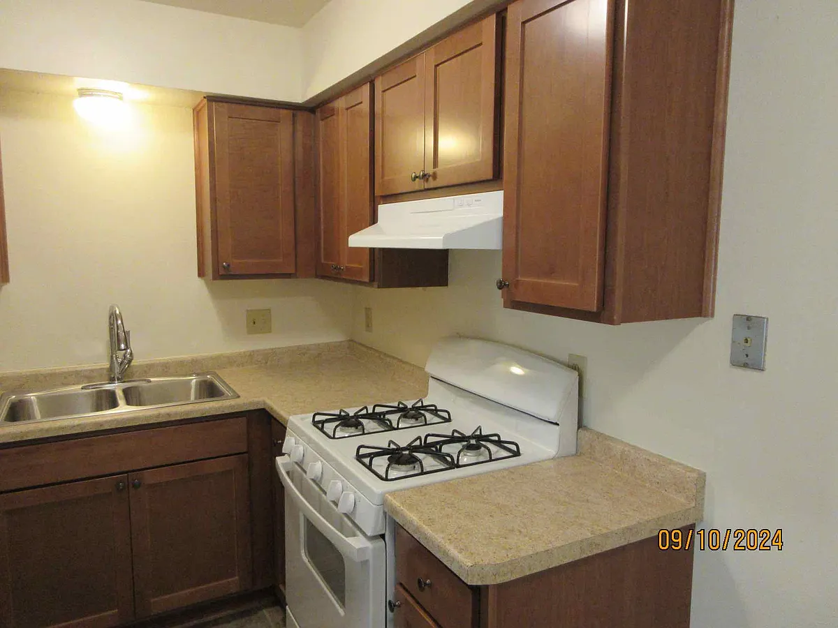 Building Photo - Mill Road Apartments