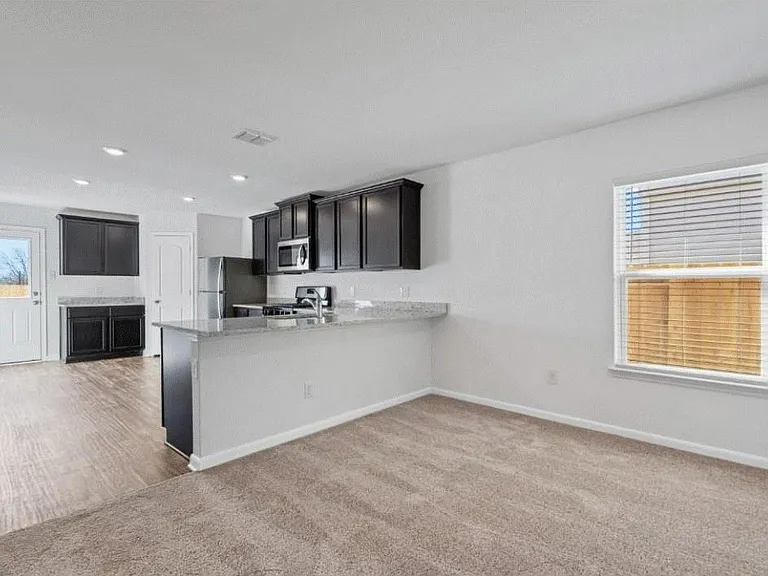 973 Shady Brk — Photo 3