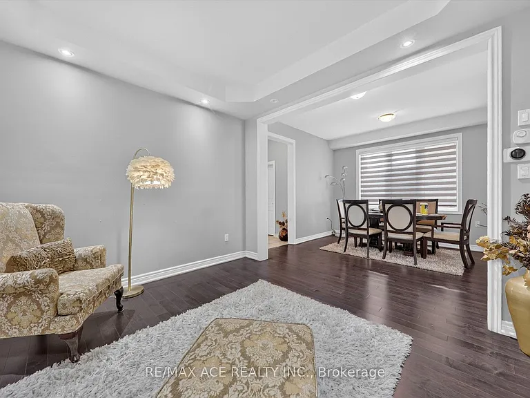 10 Andreeta Dr #MAIN — Photo 11