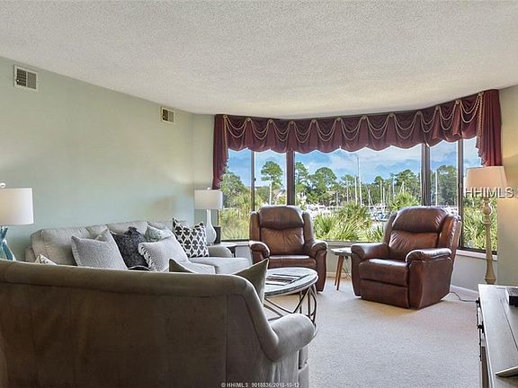 4th image of 7 Shelter Cove Ln