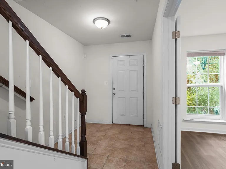9624 Westerdale Dr — Photo 6