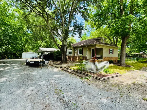 501 Franklin St, West Frankfort, IL 62896