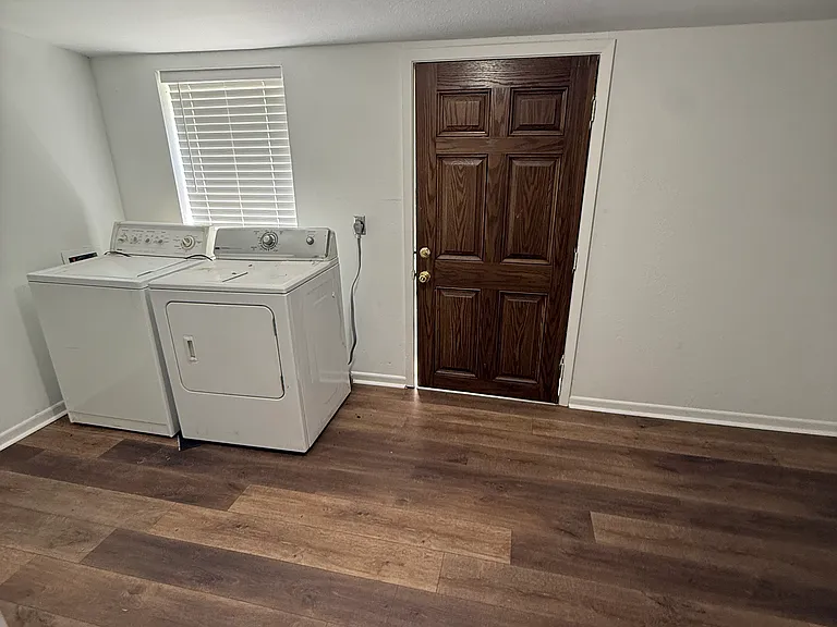 819 N Paddock St — Photo 9