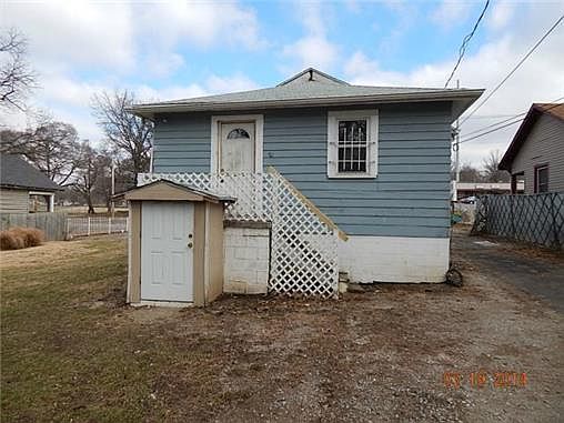 3rd image of 4409 E 39th St