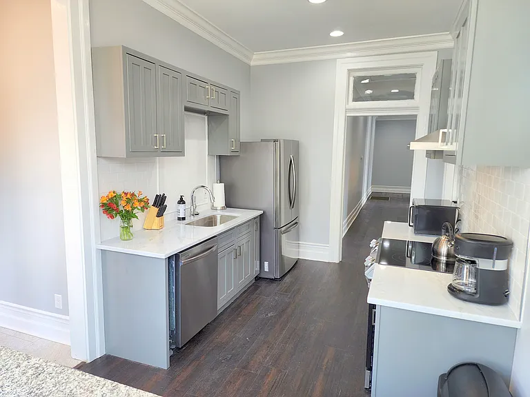 1314 S Court St — Photo 10