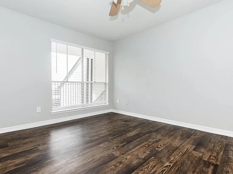 Bayou Park Apartments — Photo 76