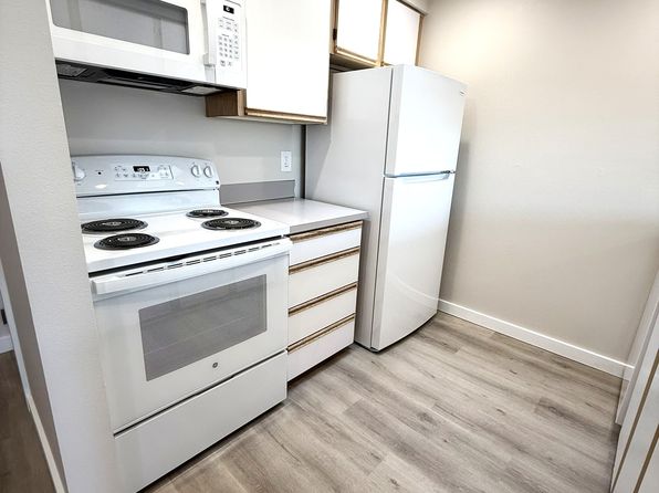 9044 13th Ave NW APT 6