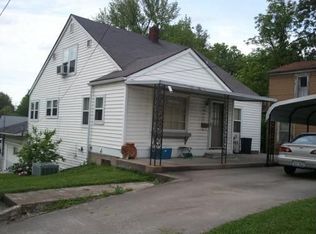 300 E Vienna St, Anna, IL 62906