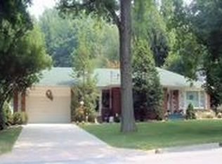 1601 W Main St, Collinsville, IL