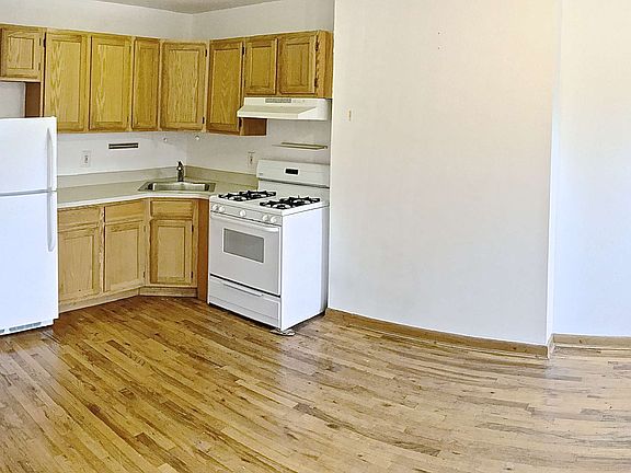 4th image of 485 Atlantic Ave APT 2